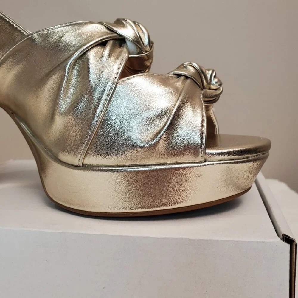 AEROSOLES Metallic Gold Knot Platform Slingback Heels